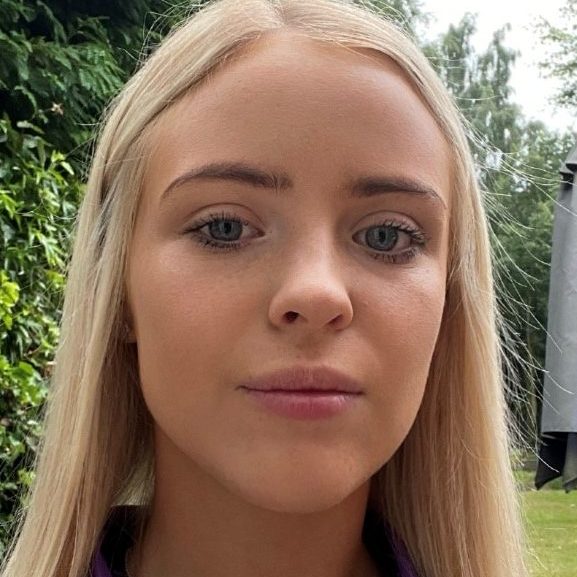 Julie Rafferty's Instagram, Twitter & Facebook on IDCrawl